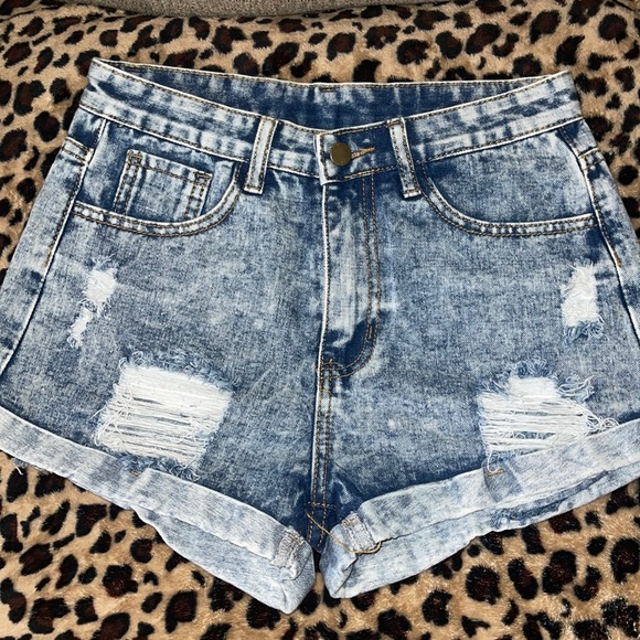 SHEIN Pants - jean shorts, little high waisted size XS
